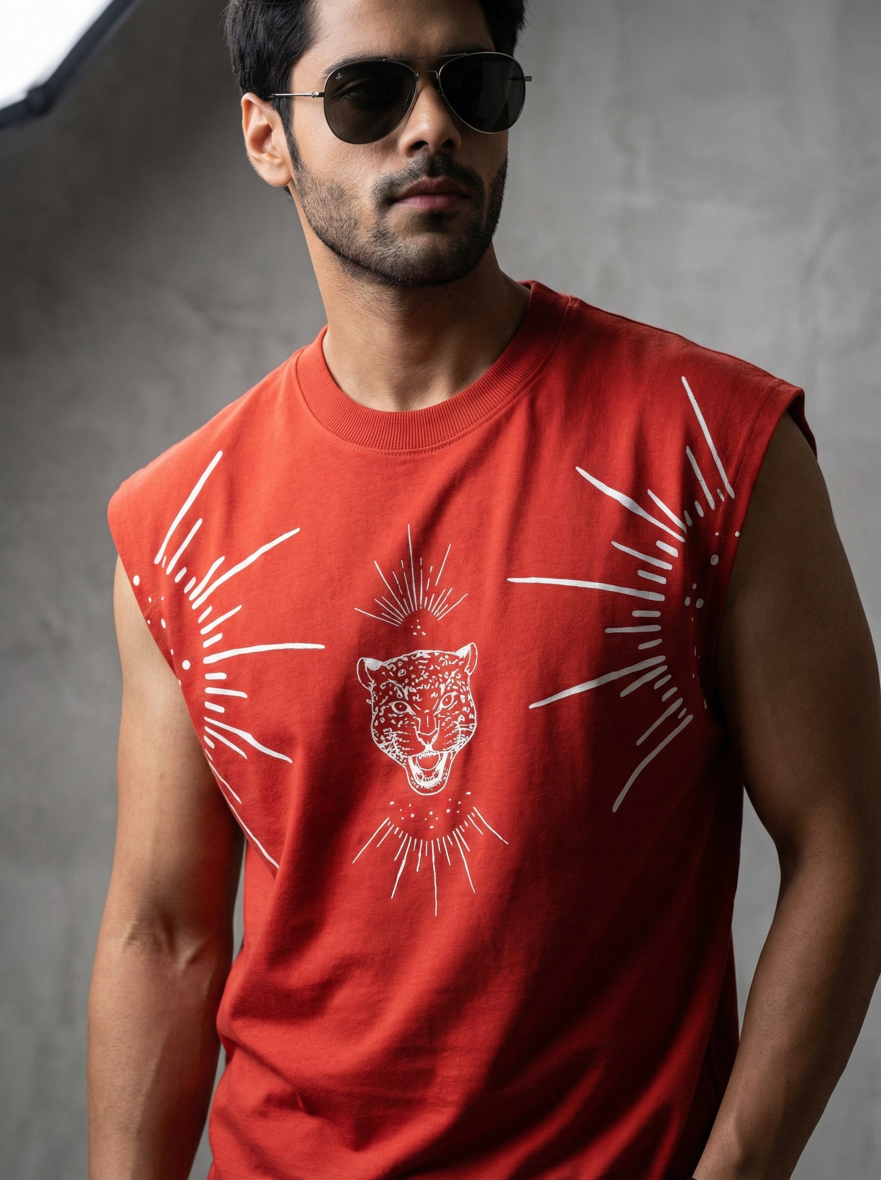 Premium sleeveless tees and tanks in India | THE SUNYA