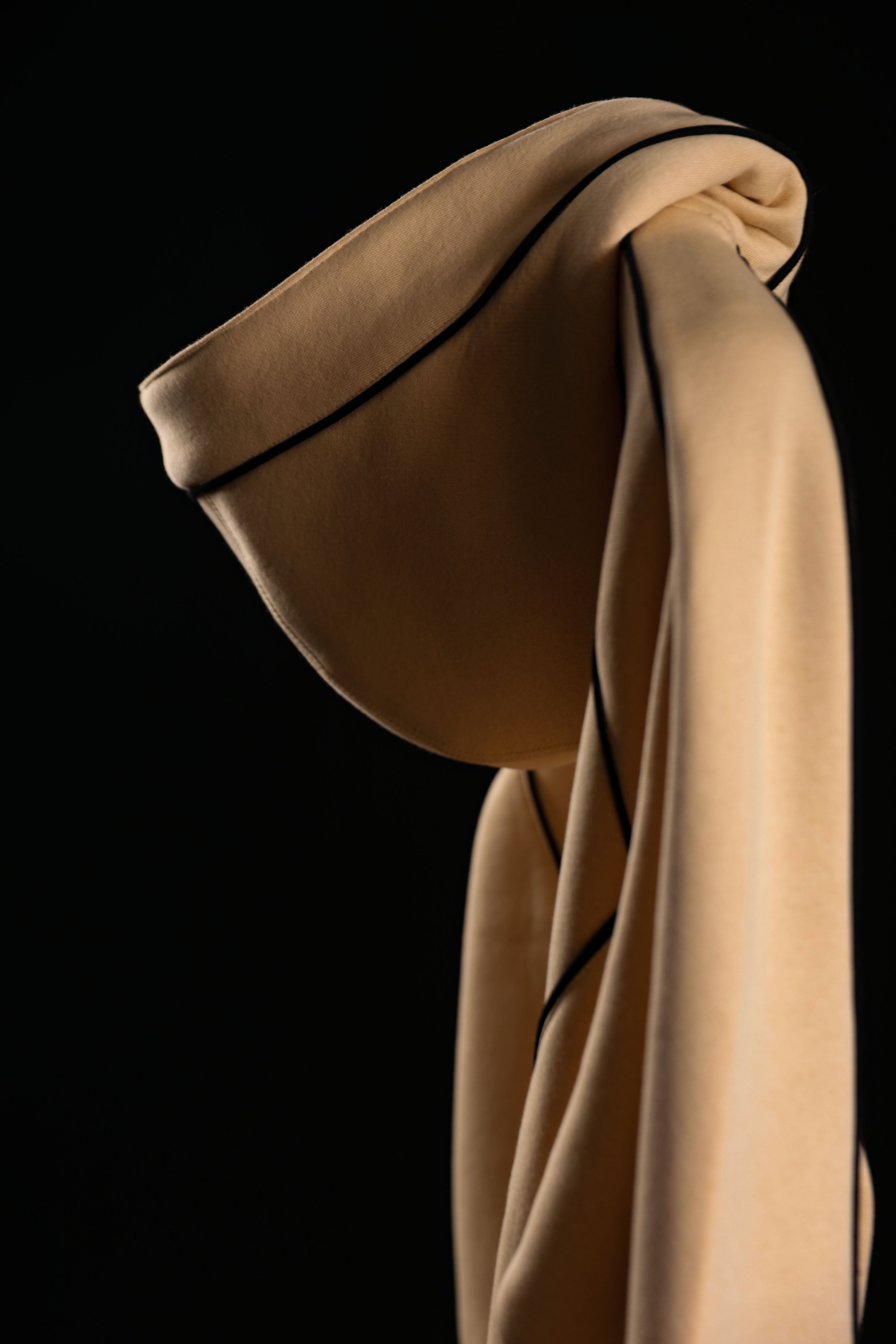 FUSION premium hoodie | Winter Collection | detail | THE SUNYA