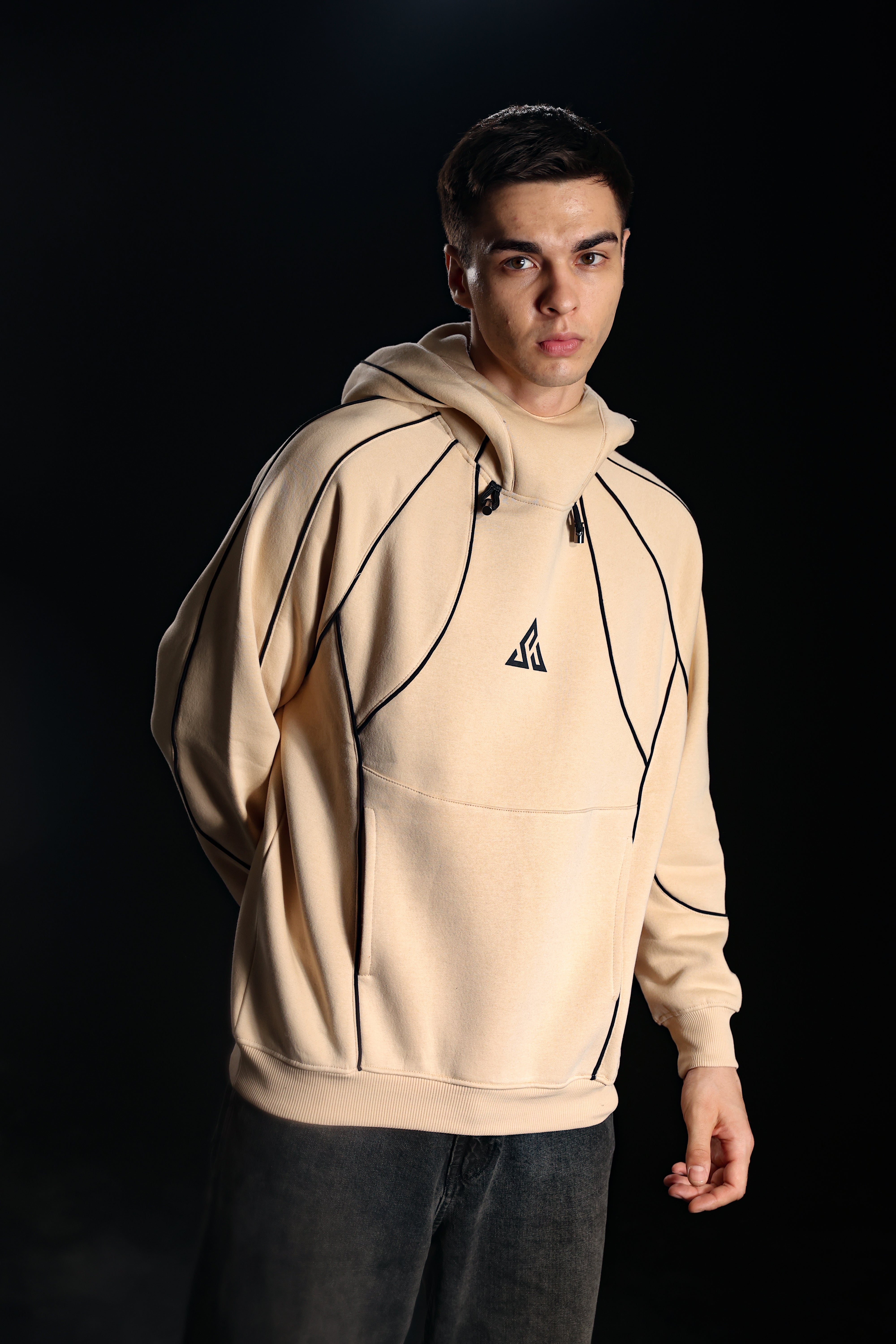 FUSION premium hoodie | Winter Collection | detail | THE SUNYA