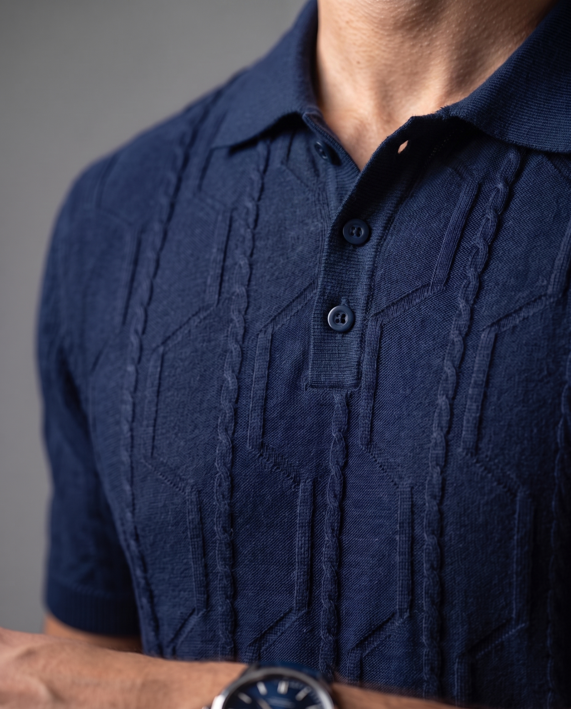 VANE Knit Polo in Navy — detail