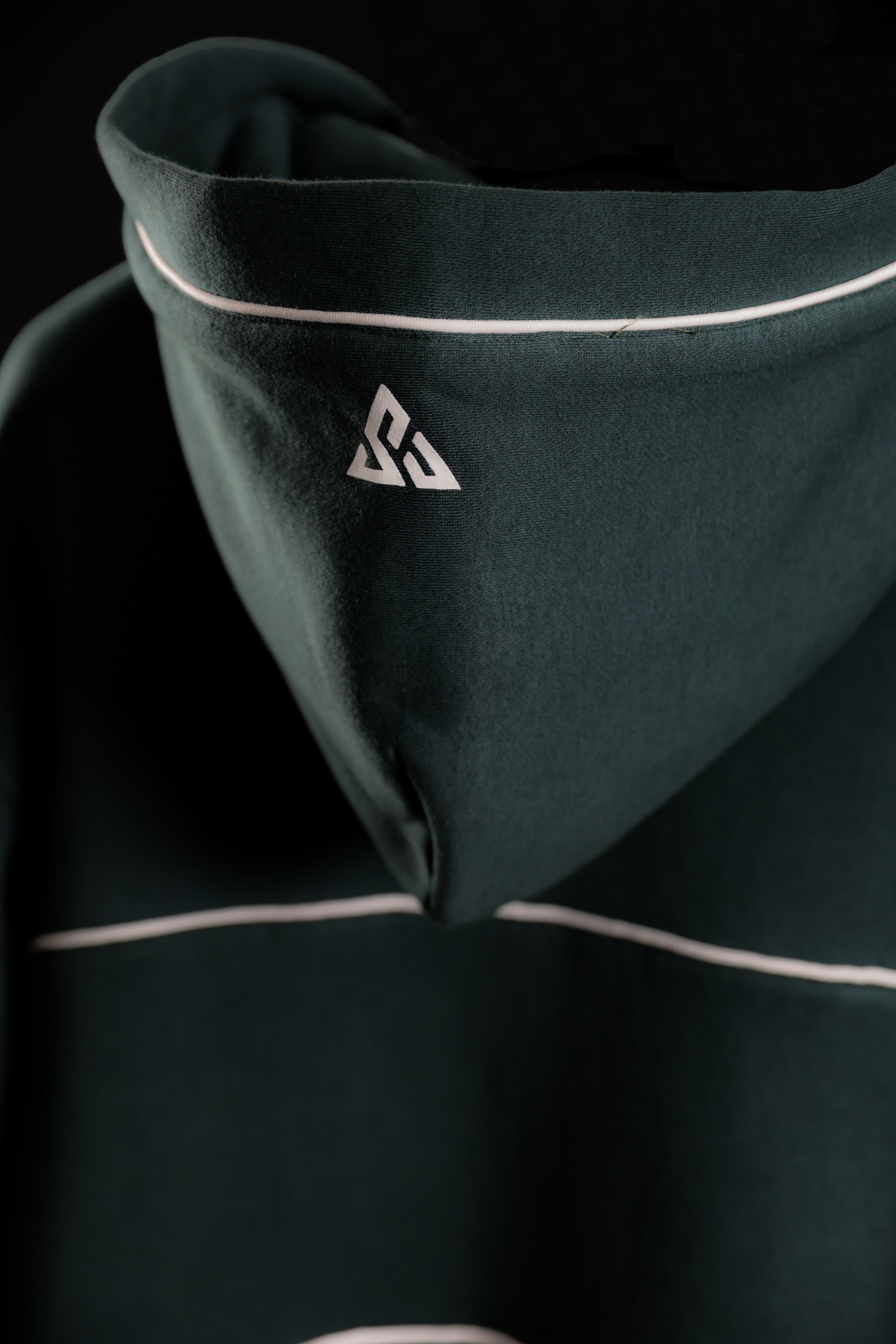 NEXUS premium hoodie | Winter Collection | detail | THE SUNYA