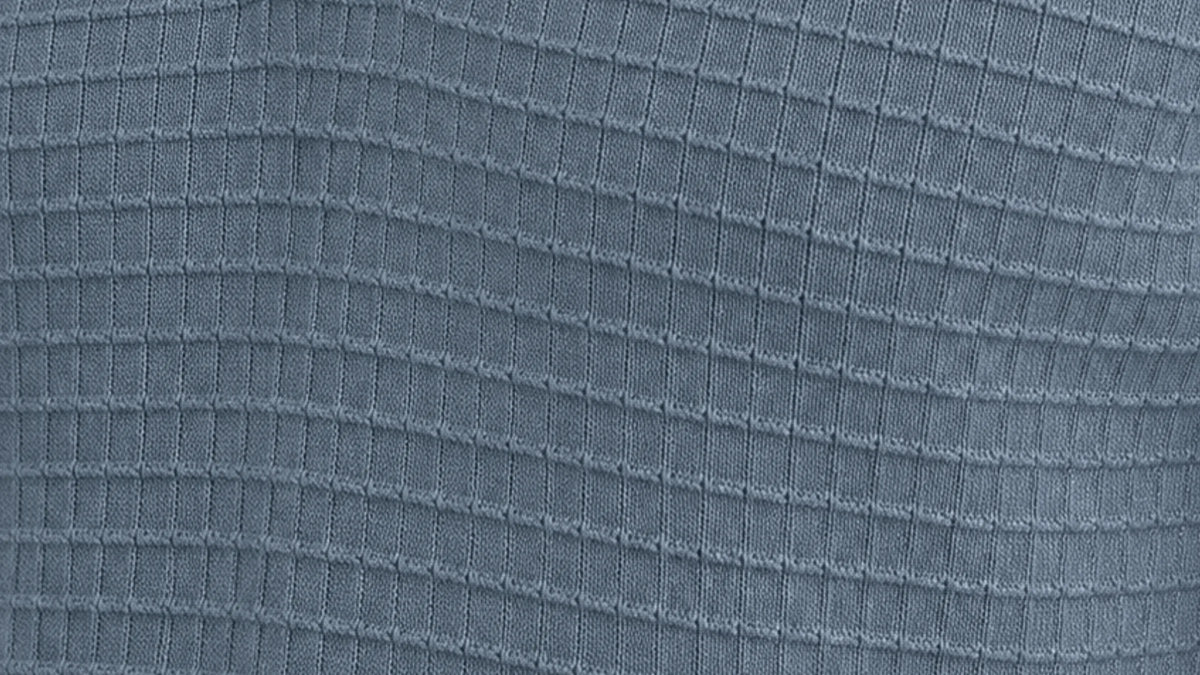 The slate GRID knit edge to edge: a fine square lattice in 100% cotton